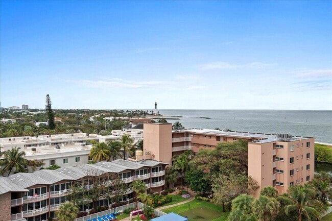 1630 N Ocean Blvd in Pompano Beach, FL - Building Photo - Building Photo