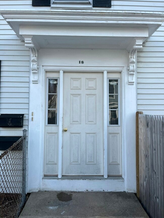 property at 18 Roundy St