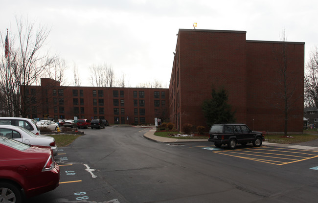 Bennett Manor Senior Apartments in East Syracuse, NY - Building Photo - Building Photo