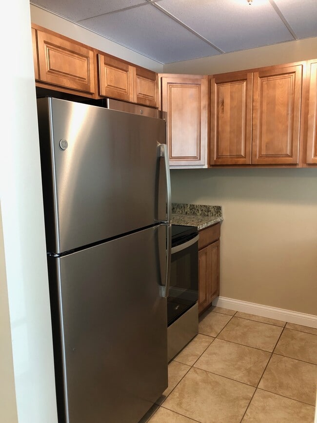 38280 North Ln in Willoughby, OH - Building Photo - Building Photo