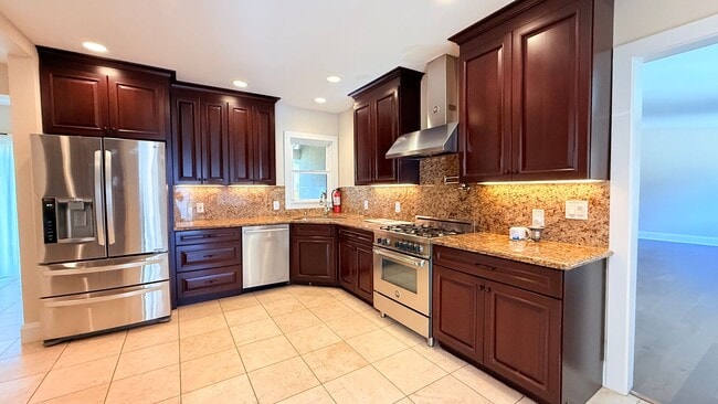 1700 Pearl St in Alameda, CA - Building Photo - Building Photo