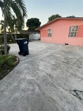 4455 NW 169th Terrace in Miami Gardens, FL - Building Photo - Building Photo