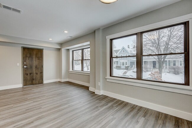 property at 2105 N Booth St
