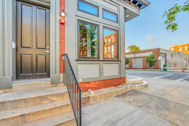 property at 226 E Lafayette Ave