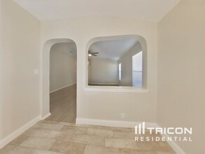 332 Hummingbird Dr in New Braunfels, TX - Building Photo - Building Photo