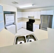 8460-8466-8466 NW 40th St in Coral Springs, FL - Building Photo - Building Photo
