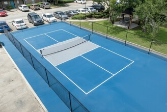 Axis on Beltline in Decatur, AL - Building Photo - Building Photo