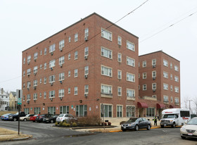 Hedin House Apartments