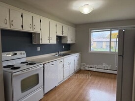 1828 14th St S in Fargo, ND - Building Photo