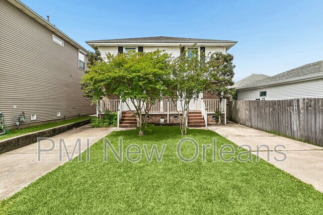 6468 Avenue B in New Orleans, LA - Building Photo - Building Photo