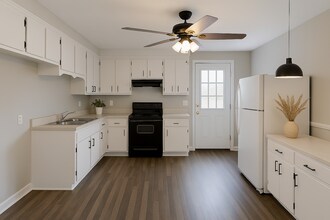 145 Tandy Dr in Clarksville, TN - Building Photo - Building Photo