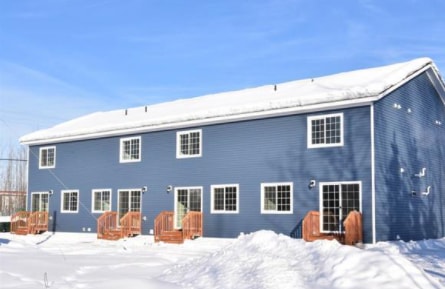 301 N Santa Claus Ln in North Pole, AK - Building Photo - Building Photo