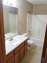 819 N Pinewood Ave in Republic, MO - Building Photo - Building Photo