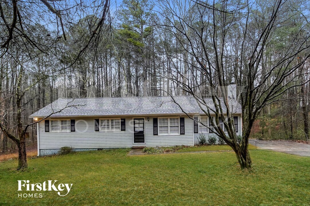 5292 Clarkview Dr in Acworth, GA - Building Photo