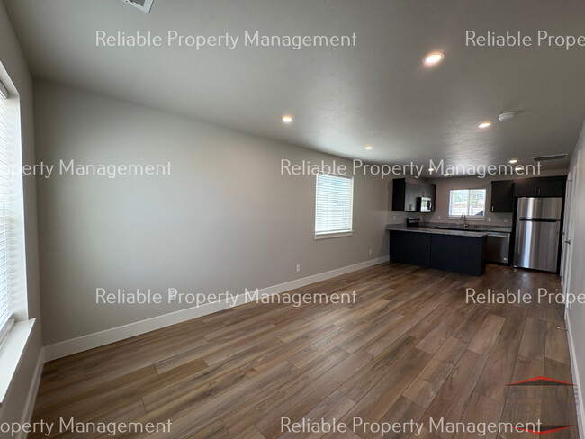 351 Jeremy Ln in Blackfoot, ID - Building Photo - Building Photo