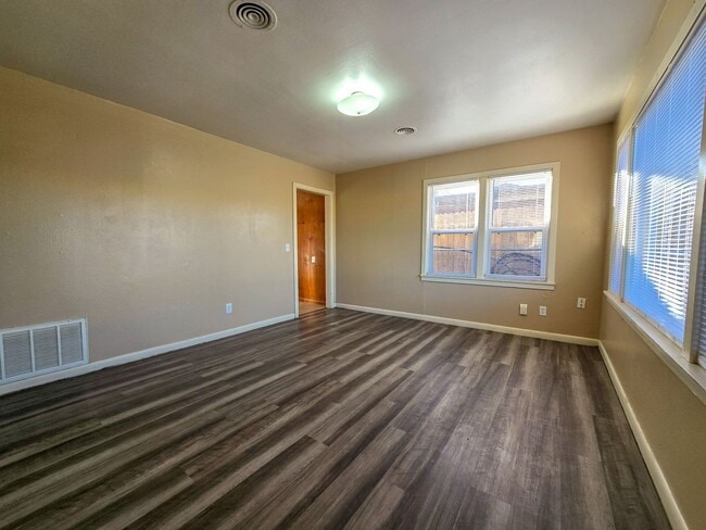 413 W Burns St in Shawnee, OK - Building Photo - Building Photo