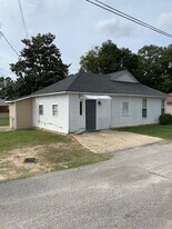 4072 Porter St in Hope Mills, NC - Building Photo