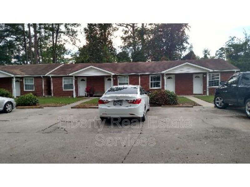 119 Rolland St in Hinesville, GA - Building Photo