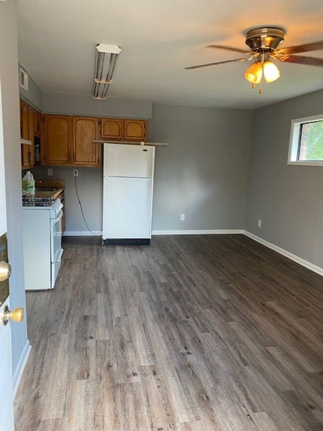 property at 1089 Green Tee Rd