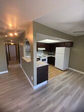 4706 O'Bannon Dr in Las Vegas, NV - Foto de edificio - Building Photo