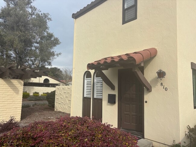 810 Shady Oak Dr in Santa Rosa, CA - Building Photo - Building Photo