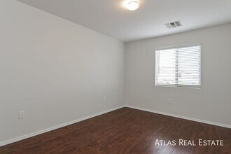 6650 S Blue Wing Dr in Tucson, AZ - Building Photo - Building Photo