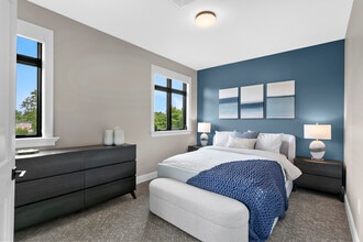 The Byline. West Hartford in West Hartford, CT - Foto de edificio - Building Photo