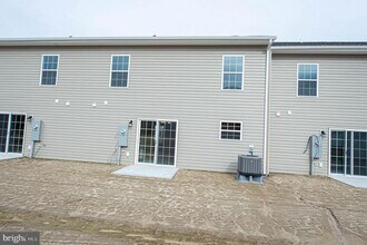 242 Morgans Ct in Pocomoke City, MD - Building Photo - Building Photo