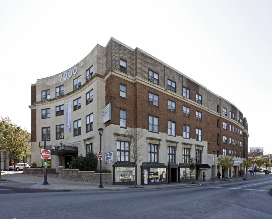 7000 - 7026 Terminal Sq in Upper Darby, PA - Building Photo