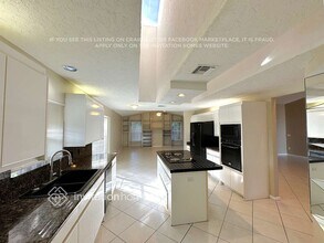 13436 Brixham St in Wellington, FL - Building Photo - Building Photo