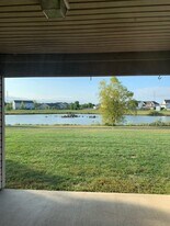 3341-3343 Hopkins Dr in West Lafayette, IN - Building Photo