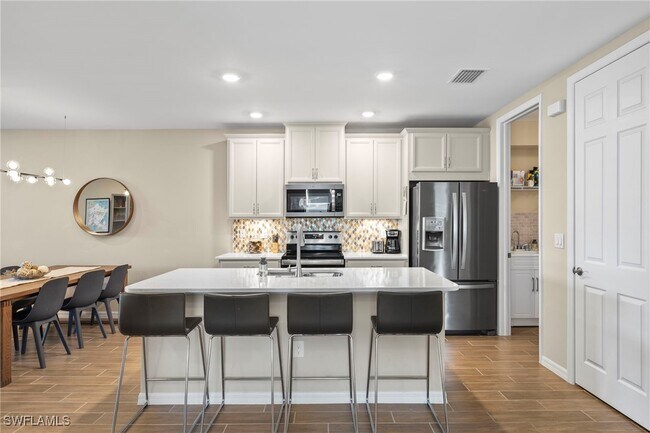 property at 14644 Edgewater Cir