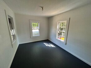 209 Griffith Ave E in Crestview, FL - Building Photo - Building Photo