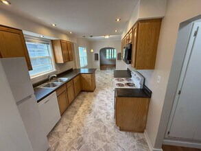 512 8th St S, Unit 1-Main in Virginia, MN - Building Photo - Building Photo