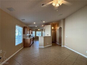 2269 Dakota Sky Ct in Henderson, NV - Building Photo - Building Photo