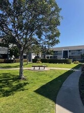 Sunset Bay I Apartments in Costa Mesa, CA - Building Photo - Building Photo