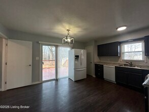 5510 Baywood Dr in Louisville, KY - Building Photo - Building Photo