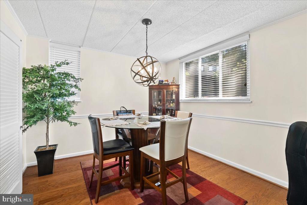 5121 Maris Ave in Alexandria, VA - Building Photo