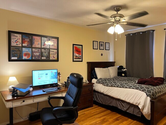 41 Cross St, Unit A in Somerville, MA - Building Photo - Building Photo