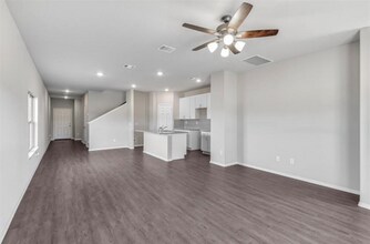 9617 Last Maples Trl in Conroe, TX - Building Photo - Building Photo