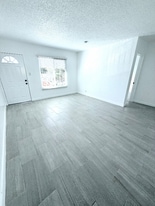 8729 Lyndora St in Downey, CA - Building Photo