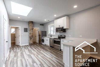 1503 W 19th St-Unit -1F in Chicago, IL - Building Photo - Building Photo