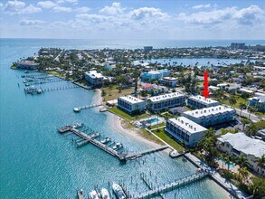 1300 Seaway Dr in Fort Pierce, FL - Building Photo - Building Photo
