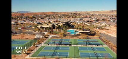 709 Via Azul in Washington, UT - Building Photo - Building Photo