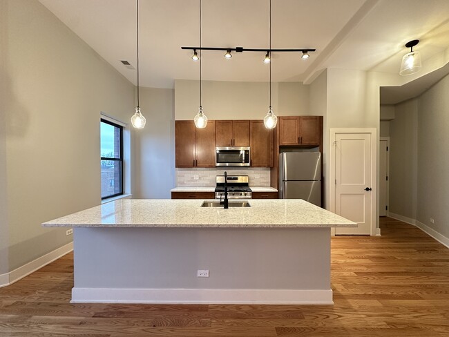 3477 S Archer Ave in Chicago, IL - Building Photo - Building Photo