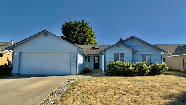 6040 60th Loop SE in Lacey, WA - Building Photo - Building Photo