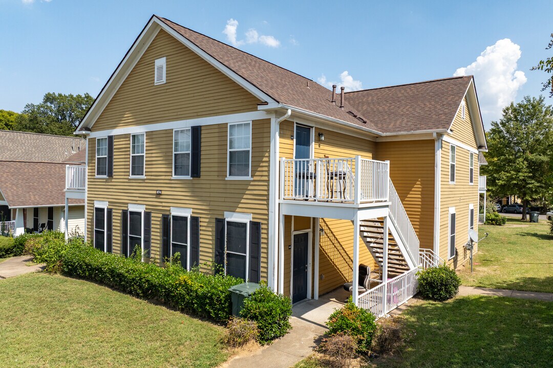 College Park Family II in Memphis, TN - Foto de edificio