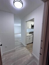 6090 W Flagler St, Unit 408 in Miami, FL - Building Photo - Building Photo