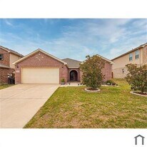 5405 Shady Springs Trail in Fort Worth, TX - Building Photo