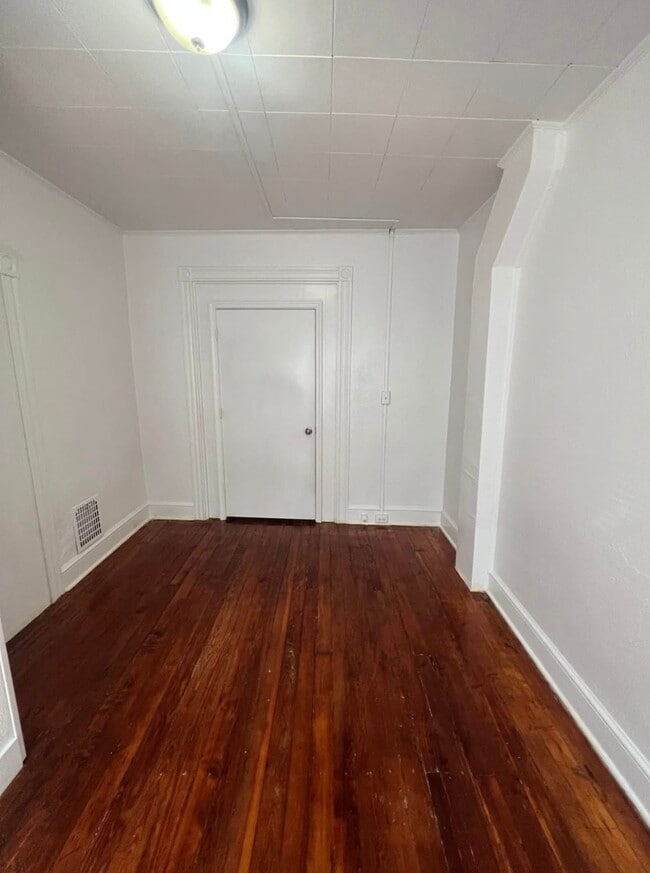 623 W Vine St, Unit 1 in Lancaster, PA - Foto de edificio - Building Photo